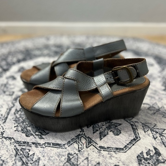 Sbicca Shoes - Sbicca Grey Platform Leather Sandals - Size 38